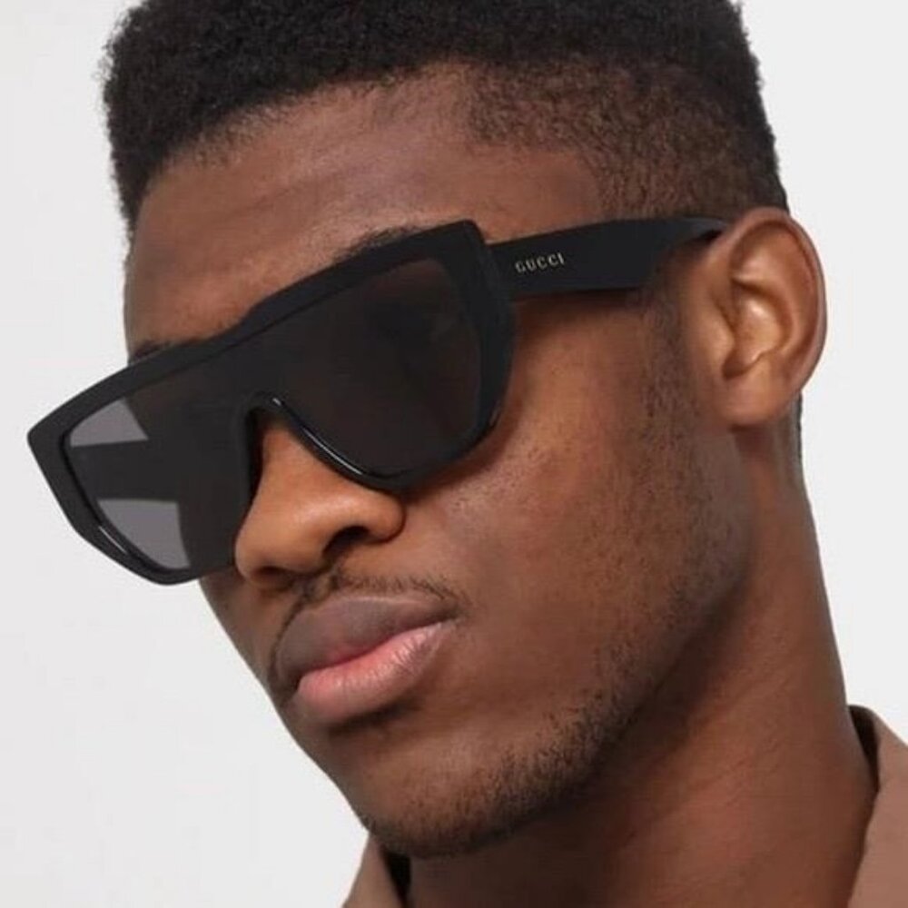 New Authentic- GUCCI Grey Shield Unisex Sunglasses\nGG0997S 002